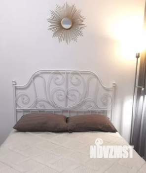 Студия квартира, посуточно, 20м2, 6/25 этаж