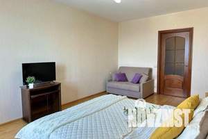 1-к квартира, посуточно, 45м2, 14/22 этаж