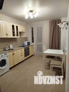 1-к квартира, посуточно, 47м2, 3/17 этаж