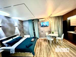 Студия квартира, посуточно, 34м2, 7/25 этаж
