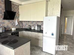 Студия квартира, посуточно, 35м2, 11/25 этаж