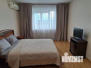 1-к квартира, посуточно, 45м2, 14/22 этаж