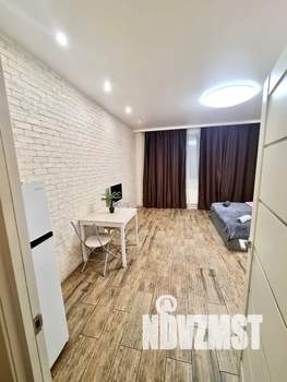 1-к квартира, посуточно, 35м2, 4/24 этаж