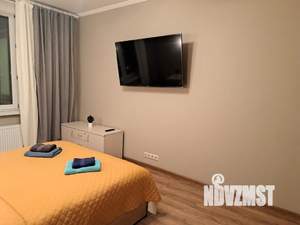 2-к квартира, посуточно, 66м2, 10/18 этаж