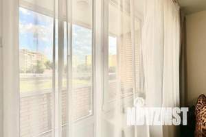 1-к квартира, посуточно, 35м2, 6/24 этаж