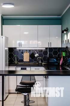 1-к квартира, посуточно, 42м2, 3/25 этаж