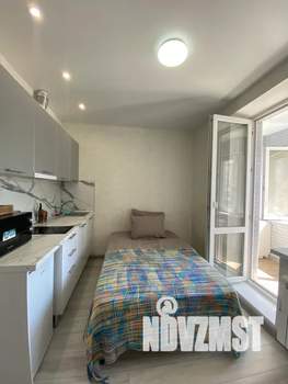 Студия квартира, посуточно, 18м2, 2/20 этаж