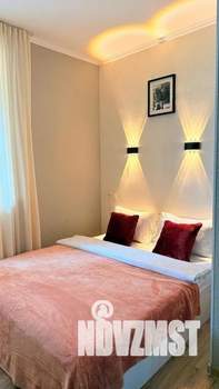 Студия квартира, посуточно, 18м2, 12/25 этаж