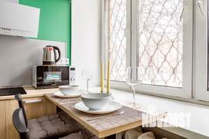 Студия квартира, посуточно, 19м2, 1/9 этаж