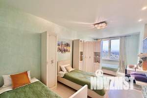 2-к квартира, посуточно, 74м2, 18/20 этаж