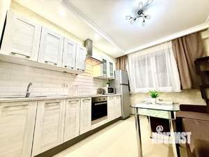 1-к квартира, посуточно, 40м2, 10/20 этаж