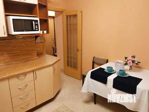 1-к квартира, посуточно, 40м2, 1/25 этаж