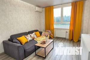 2-к квартира, посуточно, 53м2, 3/25 этаж