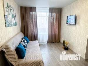 1-к квартира, посуточно, 37м2, 1/1 этаж