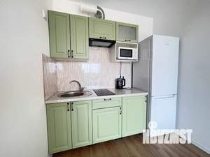 1-к квартира, посуточно, 35м2, 7/25 этаж