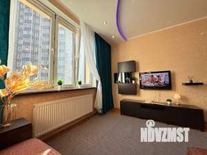 1-к квартира, посуточно, 50м2, 10/20 этаж