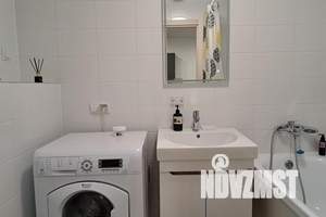 1-к квартира, посуточно, 40м2, 5/25 этаж