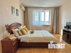 1-к квартира, посуточно, 45м2, 1/1 этаж