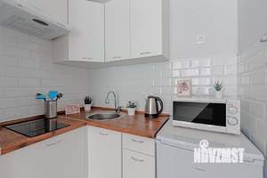 1-к квартира, посуточно, 13м2, 1/1 этаж