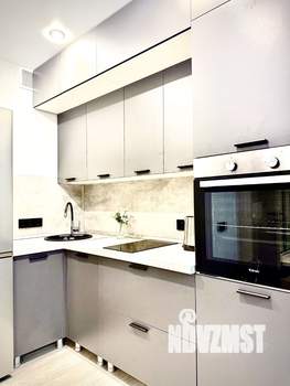 1-к квартира, посуточно, 35м2, 2/25 этаж