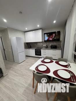 Студия квартира, посуточно, 33м2, 7/23 этаж