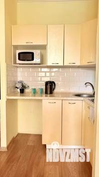 Студия квартира, посуточно, 20м2, 2/22 этаж