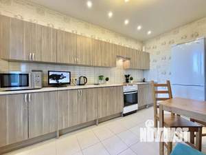 1-к квартира, посуточно, 50м2, 1/1 этаж