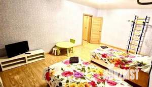 3-к квартира, посуточно, 90м2, 1/1 этаж
