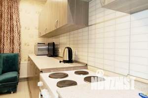 1-к квартира, посуточно, 42м2, 2/18 этаж