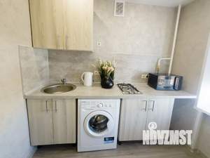 2-к квартира, посуточно, 40м2, 1/1 этаж