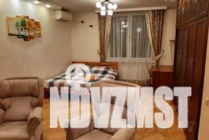 2-к квартира, посуточно, 68м2, 7/22 этаж
