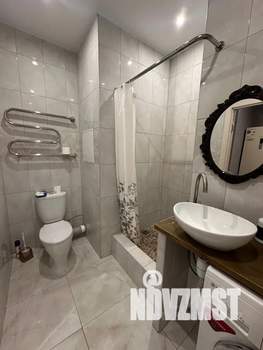 Студия квартира, посуточно, 32м2, 1/25 этаж