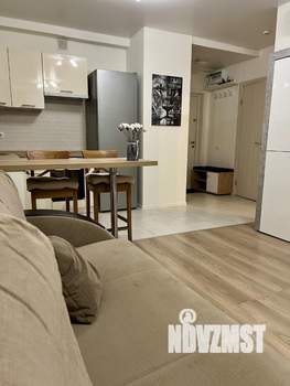 2-к квартира, посуточно, 40м2, 20/25 этаж