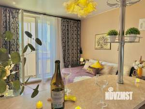 Студия квартира, посуточно, 34м2, 13/22 этаж