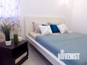 1-к квартира, посуточно, 44м2, 6/25 этаж
