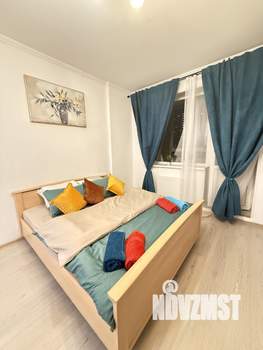 Студия квартира, посуточно, 30м2, 10/24 этаж