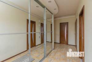 2-к квартира, вторичка, 68м2, 8/24 этаж