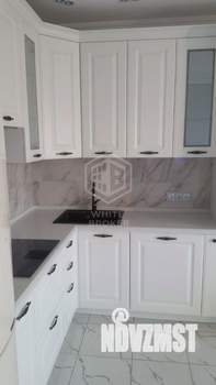 3-к квартира, вторичка, 70м2, 13/27 этаж