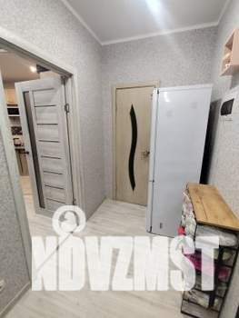 Студия квартира, вторичка, 33м2, 3/17 этаж