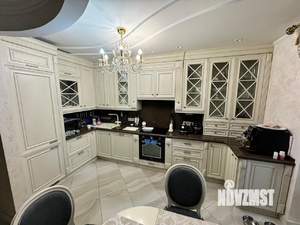 3-к квартира, вторичка, 142м2, 11/25 этаж