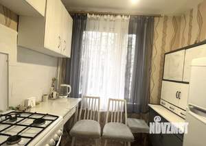 2-к квартира, вторичка, 45м2, 3/5 этаж