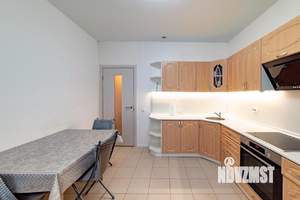 2-к квартира, вторичка, 57м2, 1/26 этаж