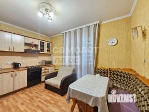 2-к квартира, вторичка, 72м2, 3/19 этаж