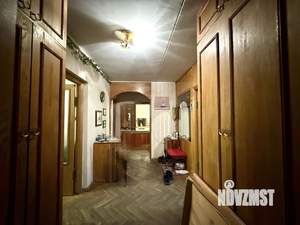 4-к квартира, вторичка, 90м2, 1/9 этаж