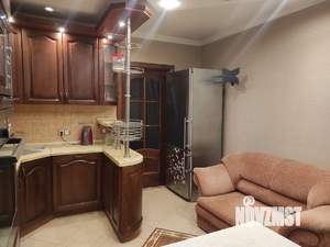 2-к квартира, вторичка, 60м2, 9/17 этаж