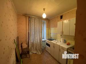 2-к квартира, вторичка, 37м2, 1/9 этаж