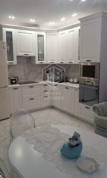 3-к квартира, вторичка, 70м2, 13/27 этаж