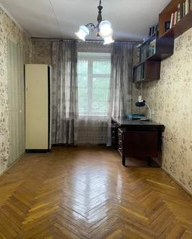3-к квартира, вторичка, 62м2, 4/5 этаж