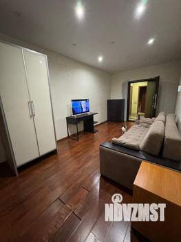 2-к квартира, вторичка, 76м2, 1/22 этаж