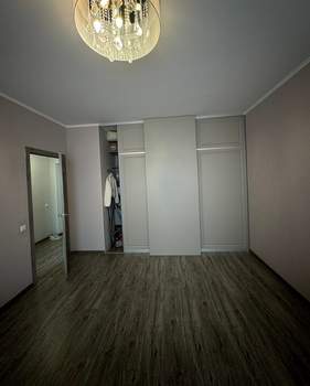 1-к квартира, вторичка, 42м2, 19/27 этаж
